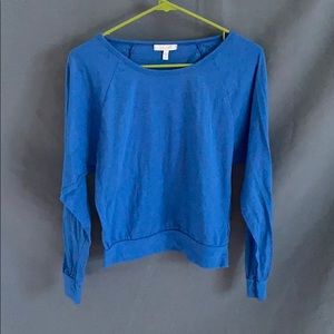 Blue long sleeve delias tee-shirt